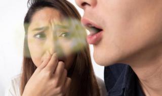 رائحة الفم الكريهة قد تشير إلى عامل خطر